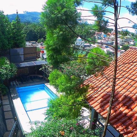 Villa Dira Богор Экстерьер фото